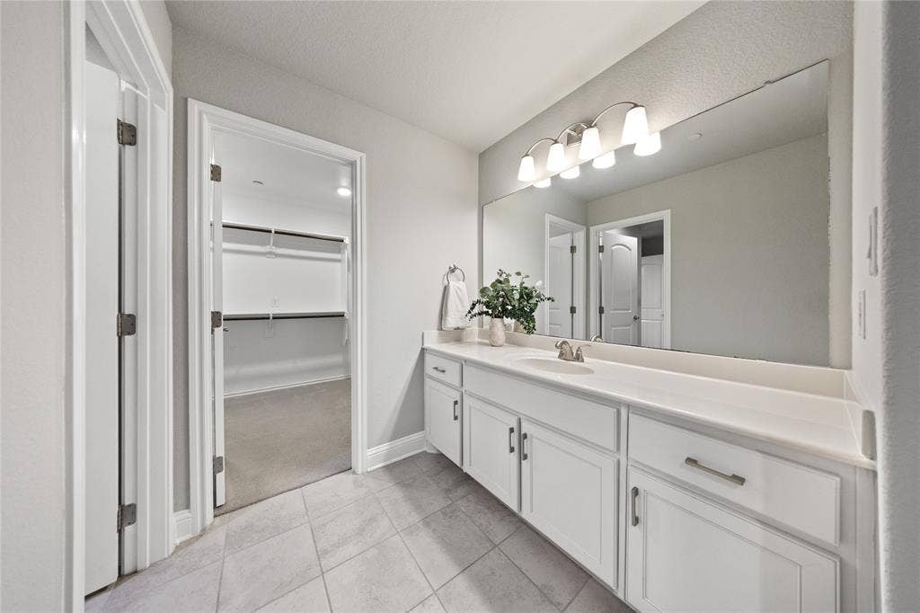 1207 Holford Drive, Frisco, TX 75036