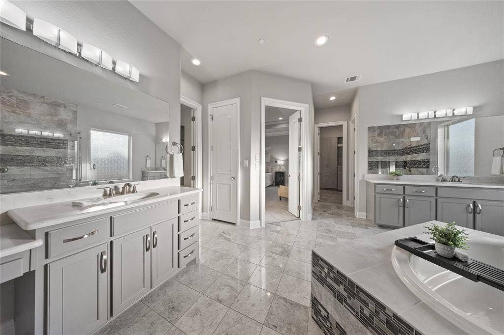1207 Holford Drive, Frisco, TX 75036