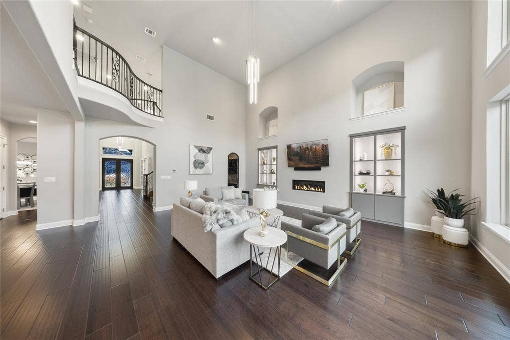 1207 Holford Drive, Frisco, TX 75036