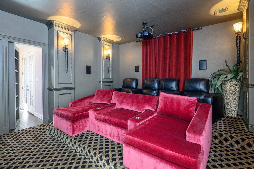 6406 Deloache Avenue, Dallas, TX 75225
