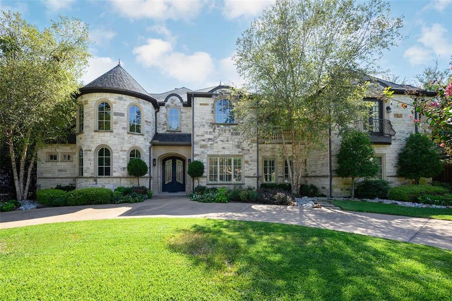 Property photo for 6406 Deloache Avenue, Dallas, TX