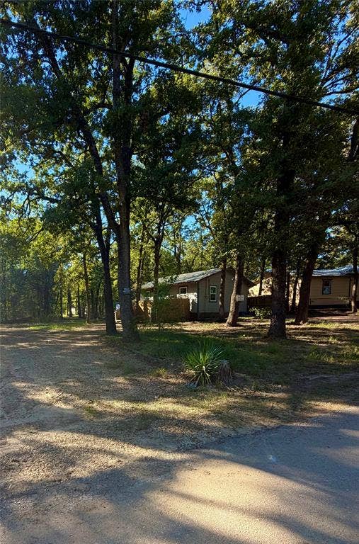 9460 Amy Drive, Hawk Cove, TX 75474 9460 Amy Drive, Hawk Cove, TX 75474