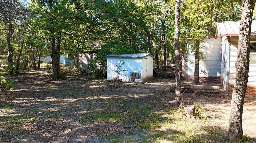 9460 Amy Drive, Hawk Cove, TX 75474 9460 Amy Drive, Hawk Cove, TX 75474