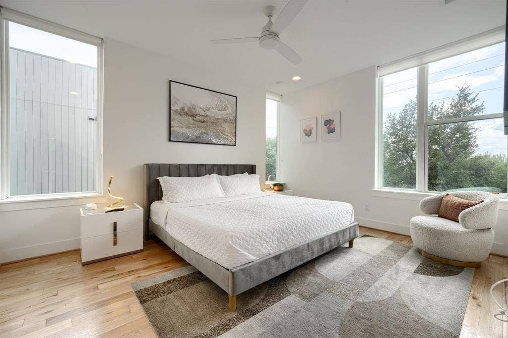 320 Mathey Court, Dallas, TX 75208 320 Mathey Court, Dallas, TX 75208