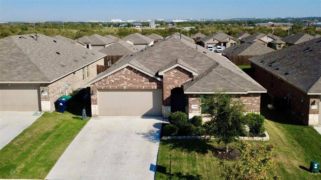 3800 Ridgeway Lane, Denton, TX 76226
