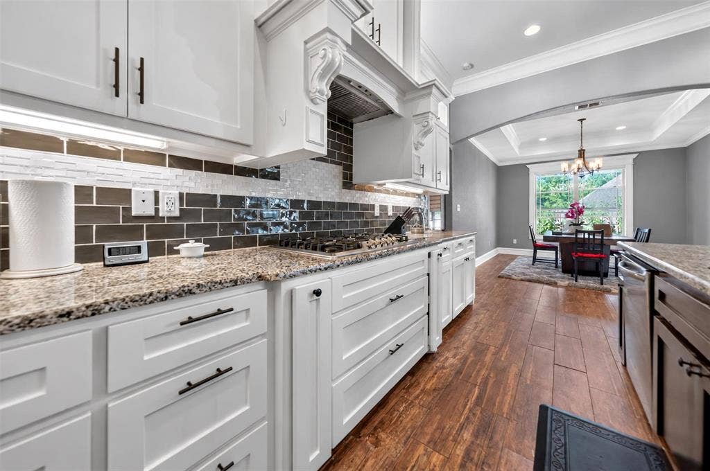 Beautiful Back Splash