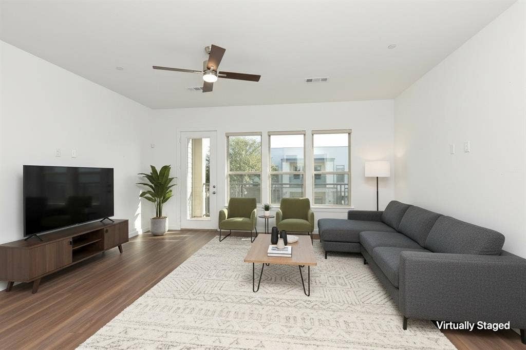 695 Vista Del Lago Drive, Lewisville, TX 75067 695 Vista Del Lago Drive, Lewisville, TX 75067