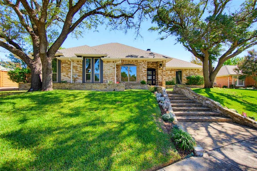 Property photo for 7414 Windmill Lane, Garland, TX