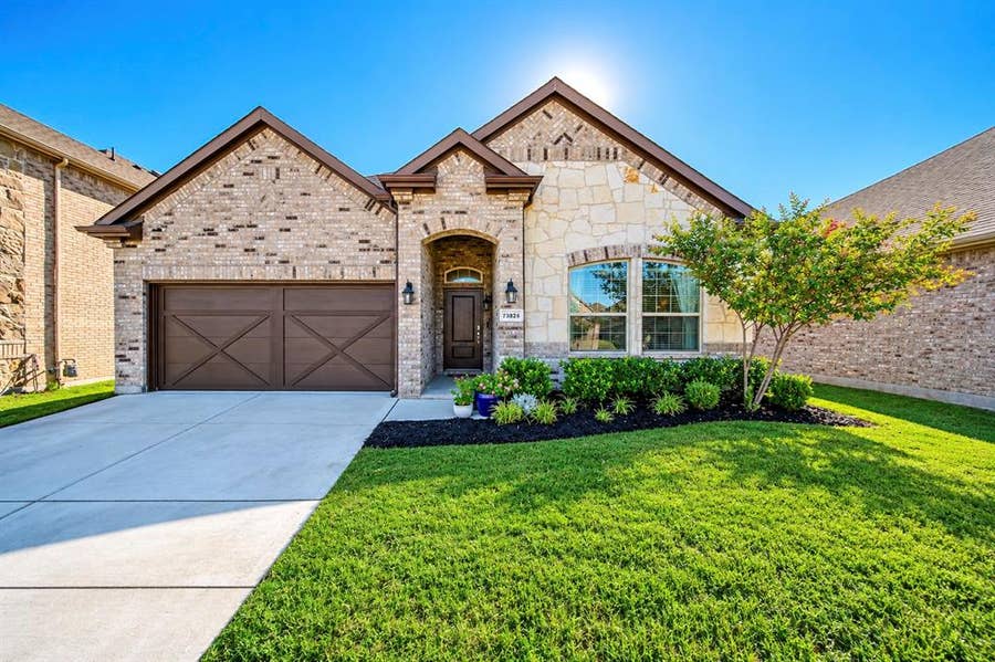 Property photo for 7324 Snapdragon Court, Little Elm, TX