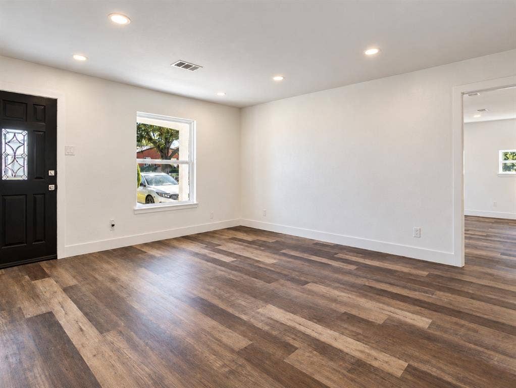 2613 Syracuse Drive, Irving, TX 75062 2613 Syracuse Drive, Irving, TX 75062