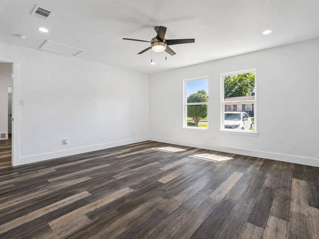 2613 Syracuse Drive, Irving, TX 75062 2613 Syracuse Drive, Irving, TX 75062