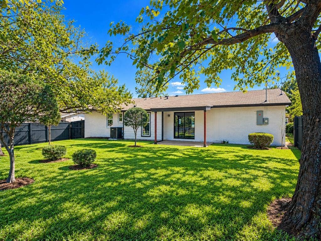 2613 Syracuse Drive, Irving, TX 75062 2613 Syracuse Drive, Irving, TX 75062