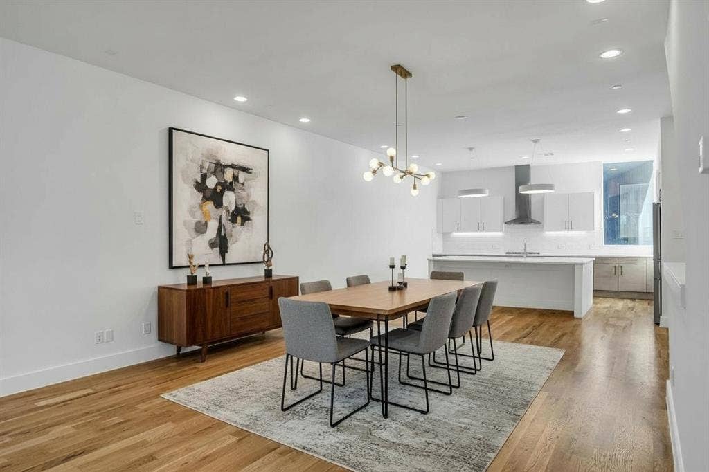 426 W 9th Street, Dallas, TX 75208 426 W 9th Street, Dallas, TX 75208