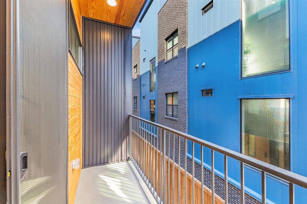 426 W 9th Street, Dallas, TX 75208 426 W 9th Street, Dallas, TX 75208