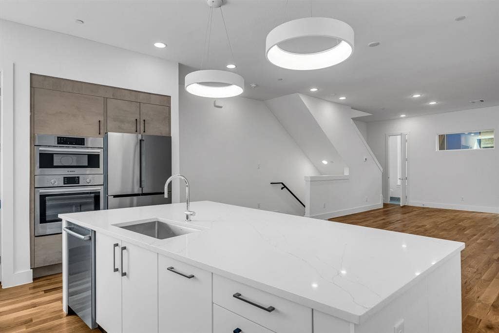 426 W 9th Street, Dallas, TX 75208 426 W 9th Street, Dallas, TX 75208