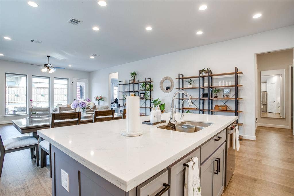 5736 Lake Jackson Drive, Fort Worth, TX 76126