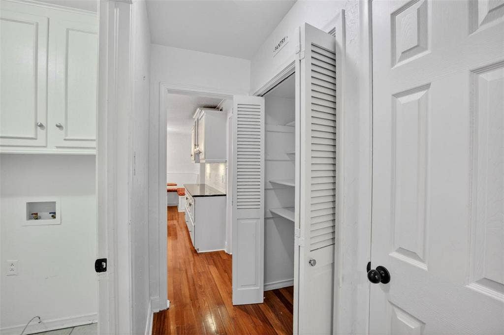 9551 Highedge Drive, Dallas, TX 75238 9551 Highedge Drive, Dallas, TX 75238