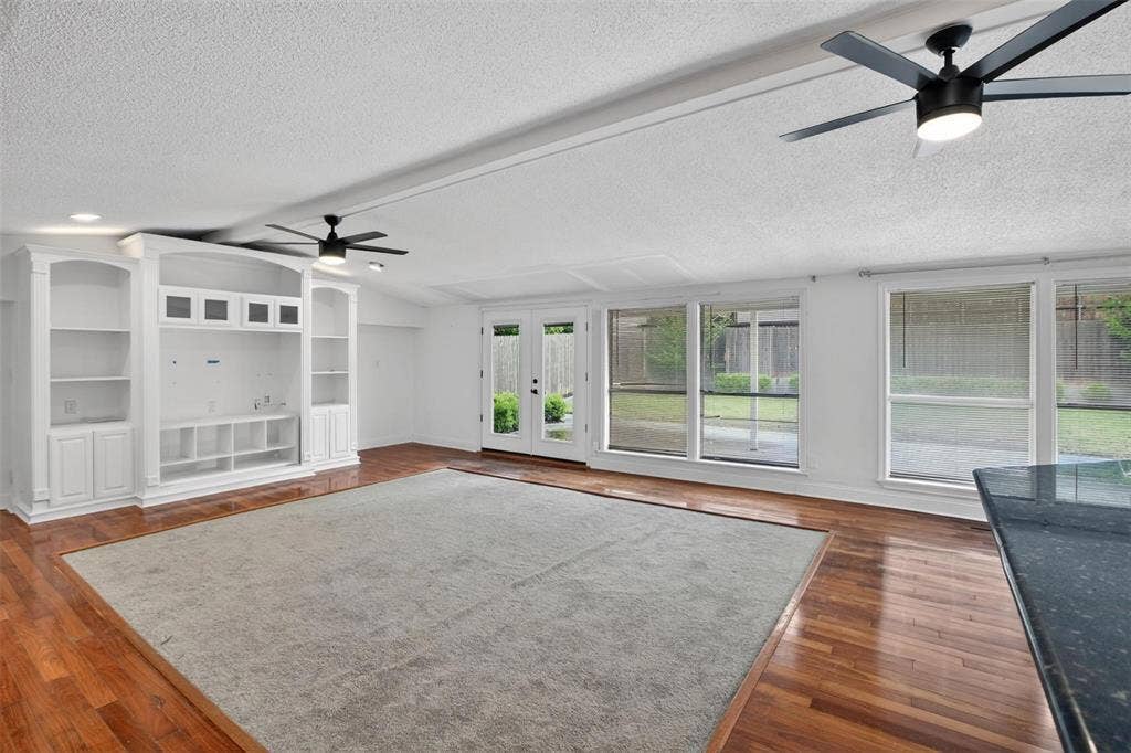 9551 Highedge Drive, Dallas, TX 75238 9551 Highedge Drive, Dallas, TX 75238