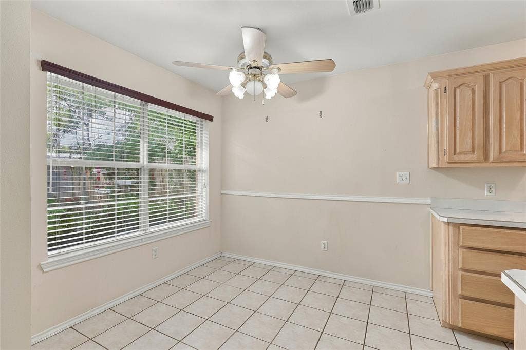 411 W Spring Street, Weatherford, TX 76086
