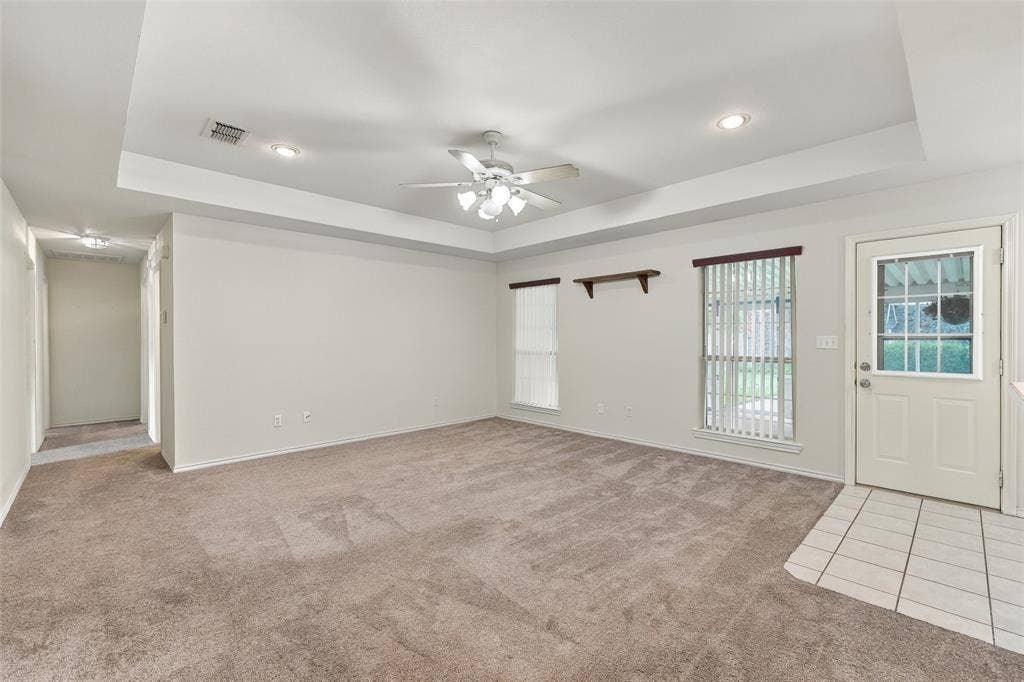 411 W Spring Street, Weatherford, TX 76086