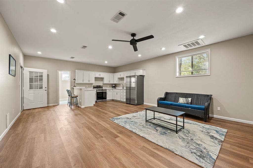 1000 Simmons Road, Flower Mound, TX 75022