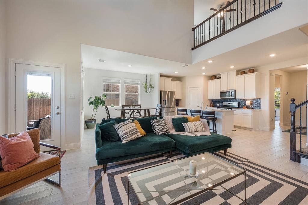 3216 Quartz Road, Aubrey, TX 76227