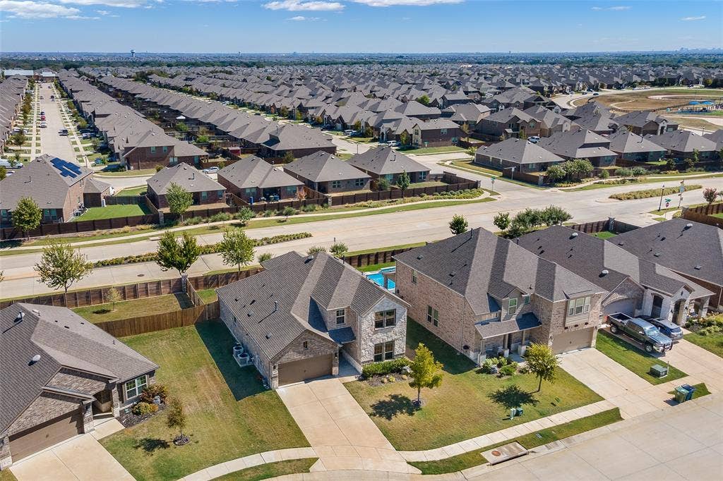3216 Quartz Road, Aubrey, TX 76227