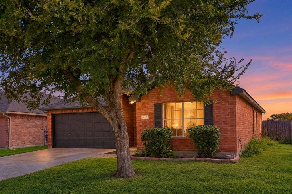 417 Joyce Way, McKinney, TX 75069 417 Joyce Way, McKinney, TX 75069