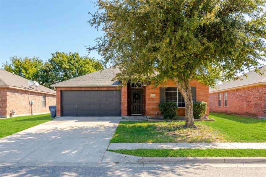 Property photo for 417 Joyce Way, McKinney, TX