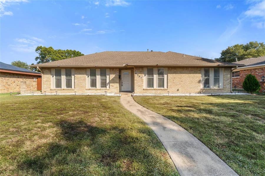 Property photo for 6907 Pickrell Drive, Dallas, TX