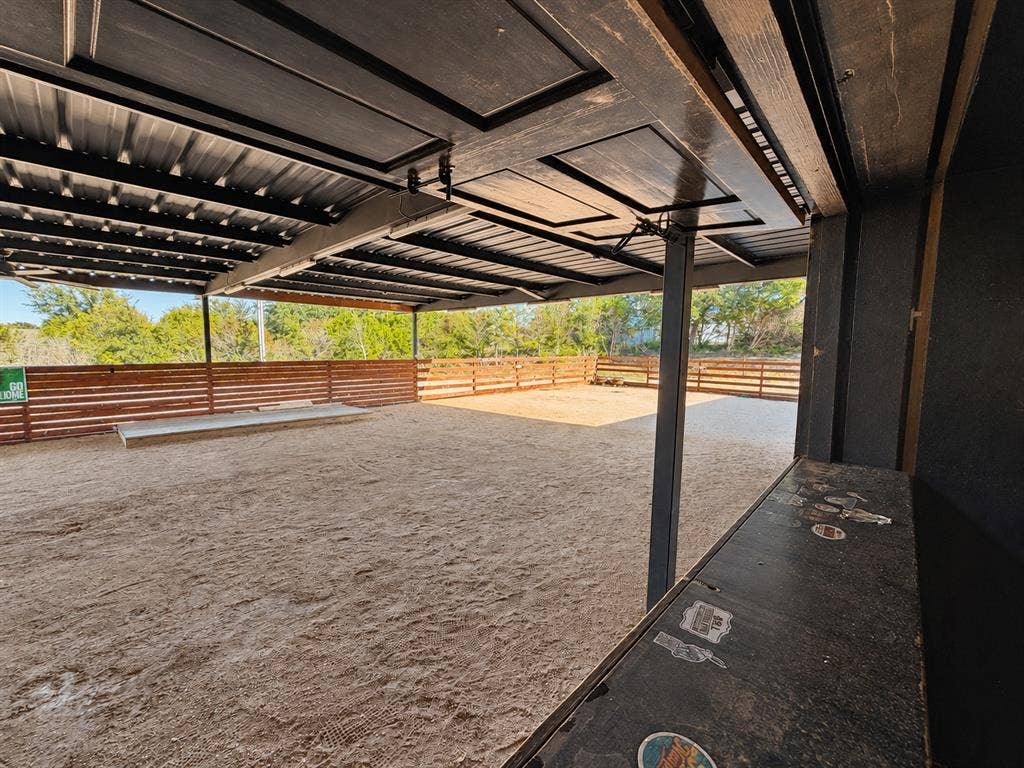 2524 Azle Highway, Weatherford, TX 76085 2524 Azle Highway, Weatherford, TX 76085