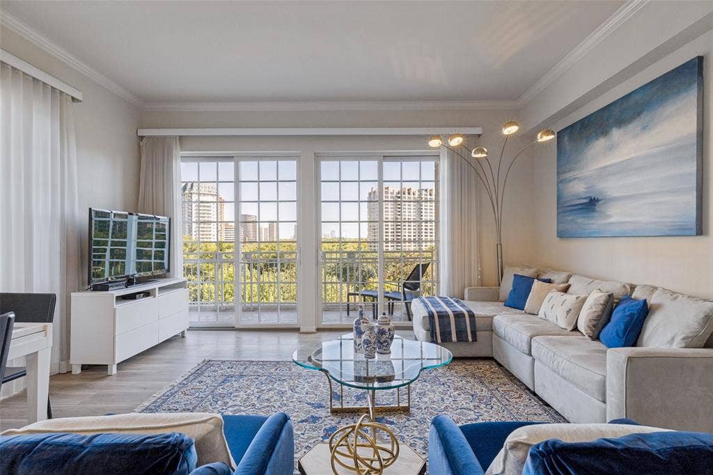 3225 Turtle Creek Boulevard, #548, Dallas, TX 75219