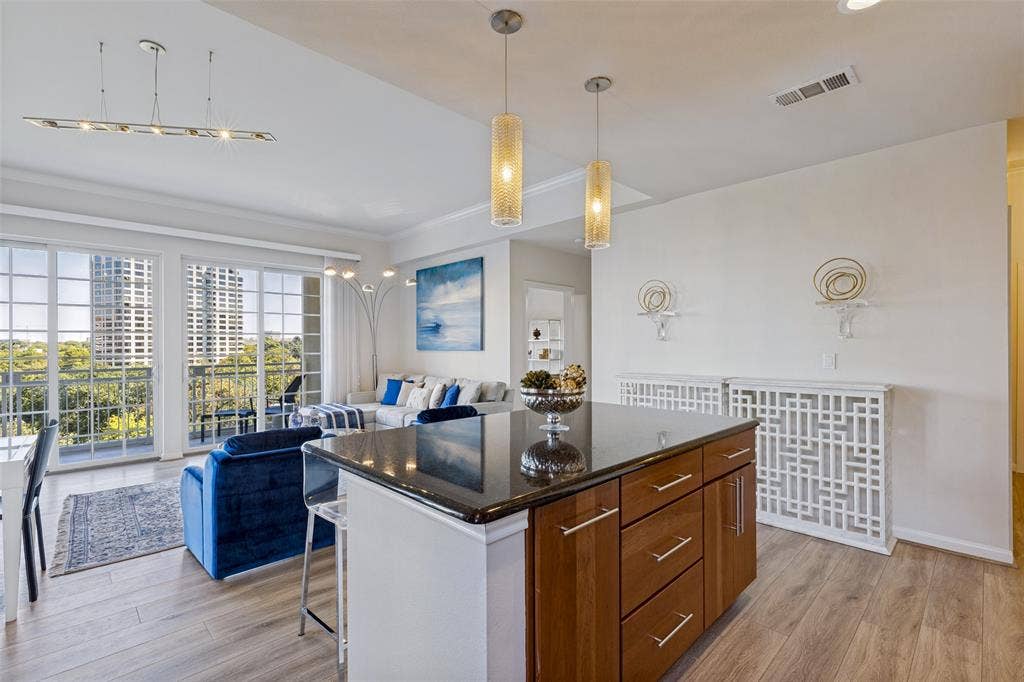 3225 Turtle Creek Boulevard, #548, Dallas, TX 75219