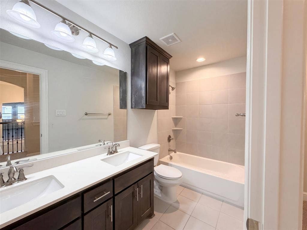1505 Hudson Drive, Ennis, TX 75119 1505 Hudson Drive, Ennis, TX 75119