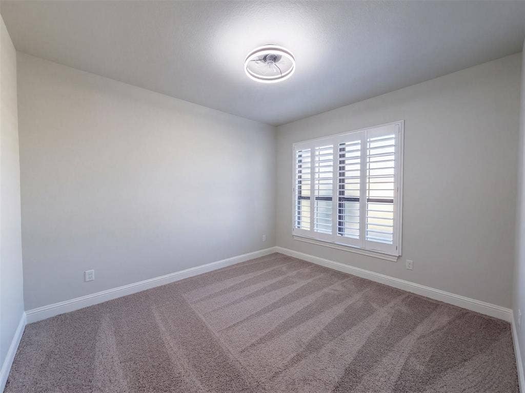 1505 Hudson Drive, Ennis, TX 75119 1505 Hudson Drive, Ennis, TX 75119