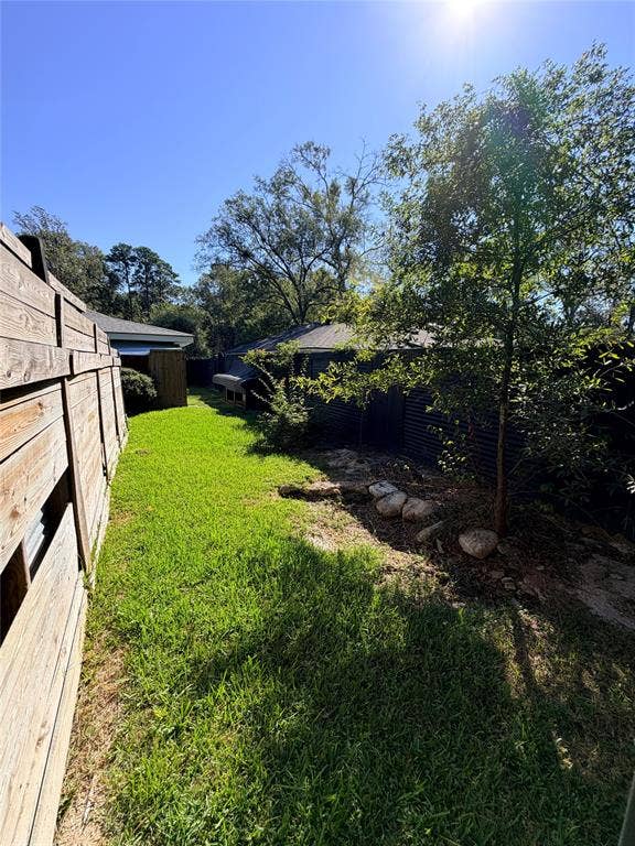 211 Chimney Lane, Haughton, LA 71037 Dog Run