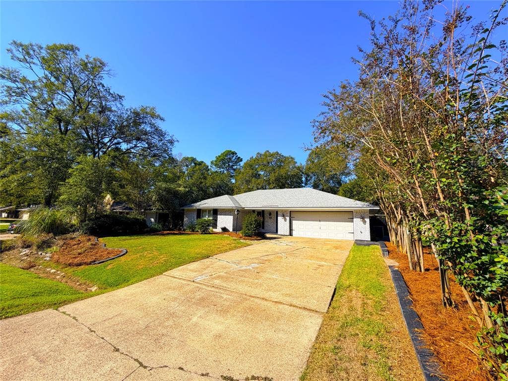 211 Chimney Lane, Haughton, LA 71037 211 Chimney Lane, Haughton, LA 71037