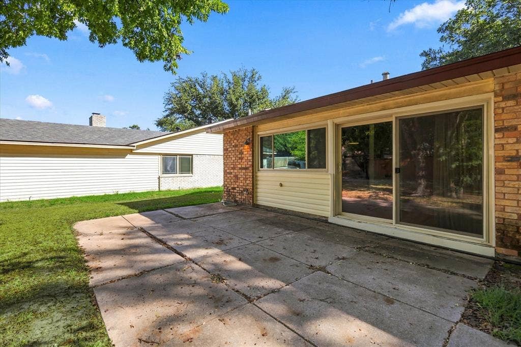 738 Timberdale Street, Grand Prairie, TX 75052 738 Timberdale Street, Grand Prairie, TX 75052