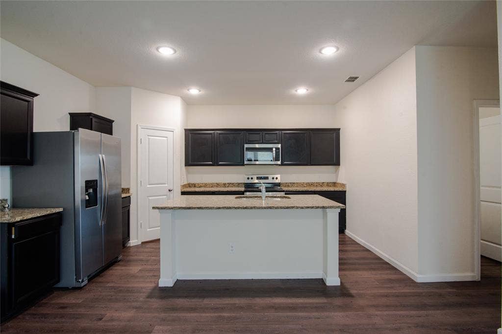 6427 Bishop Drive, Forney, TX 75126 6427 Bishop Drive, Forney, TX 75126