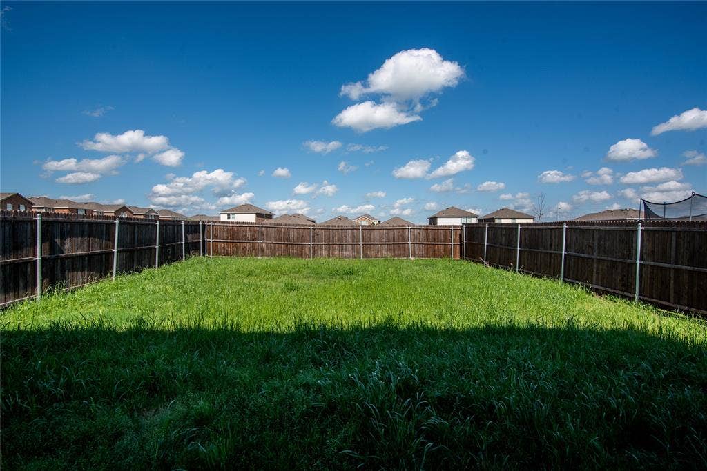 6427 Bishop Drive, Forney, TX 75126 6427 Bishop Drive, Forney, TX 75126