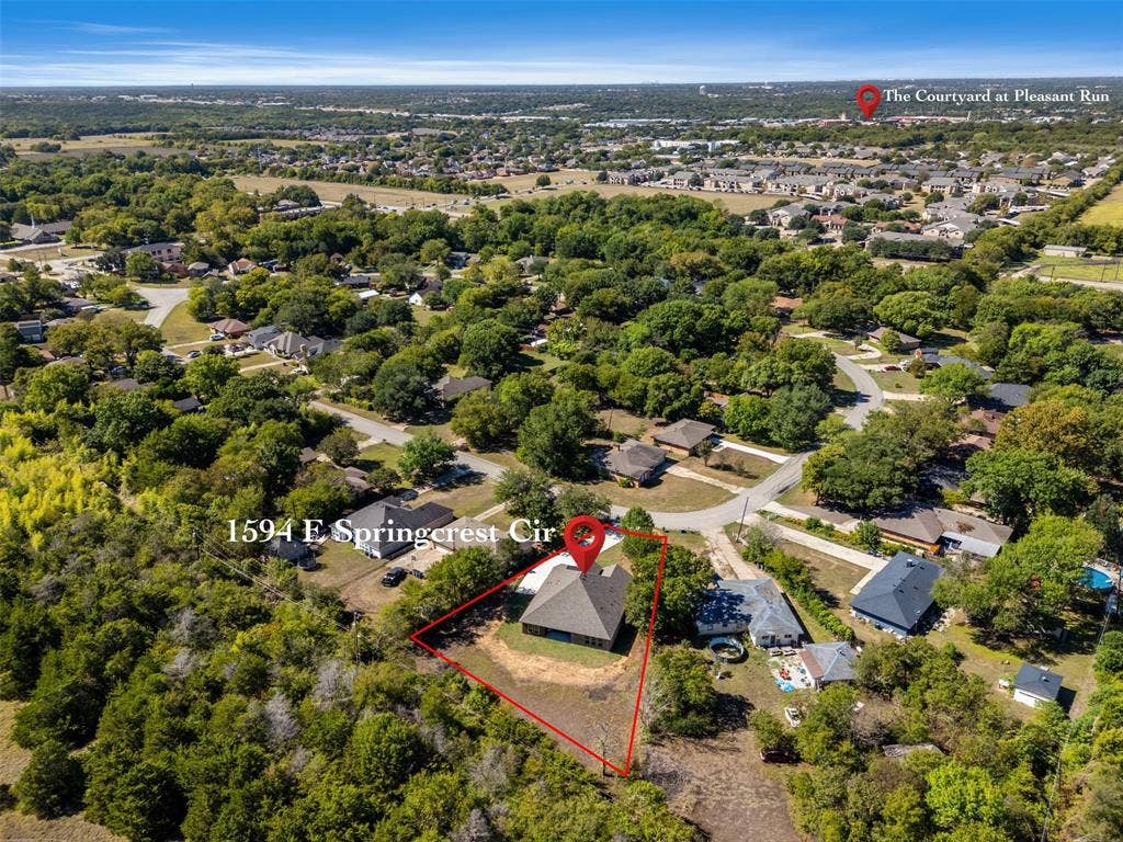 1594 E Springcrest Circle, Lancaster, TX 75134