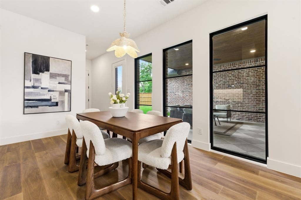7153 Cornelia Lane, Dallas, TX 75214