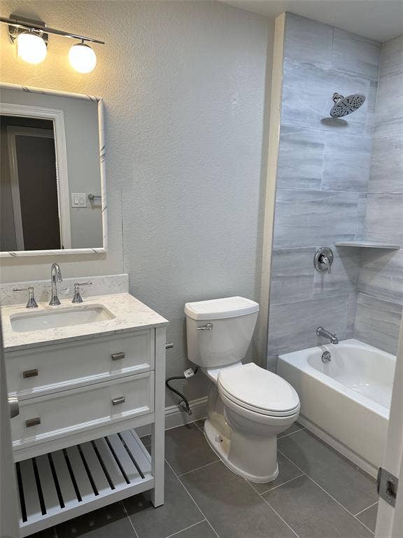 3160 Delaford Drive, Carrollton, TX 75007 3160 Delaford Drive, Carrollton, TX 75007