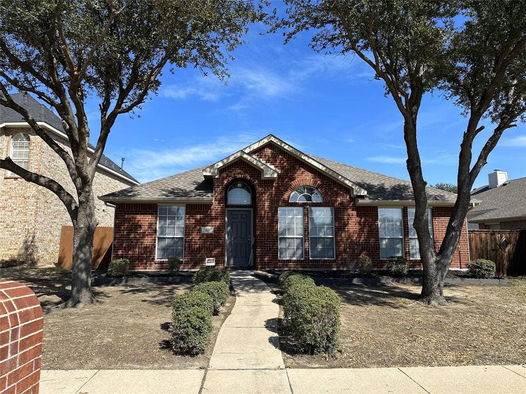 3160 Delaford Drive, Carrollton, TX 75007 3160 Delaford Drive, Carrollton, TX 75007