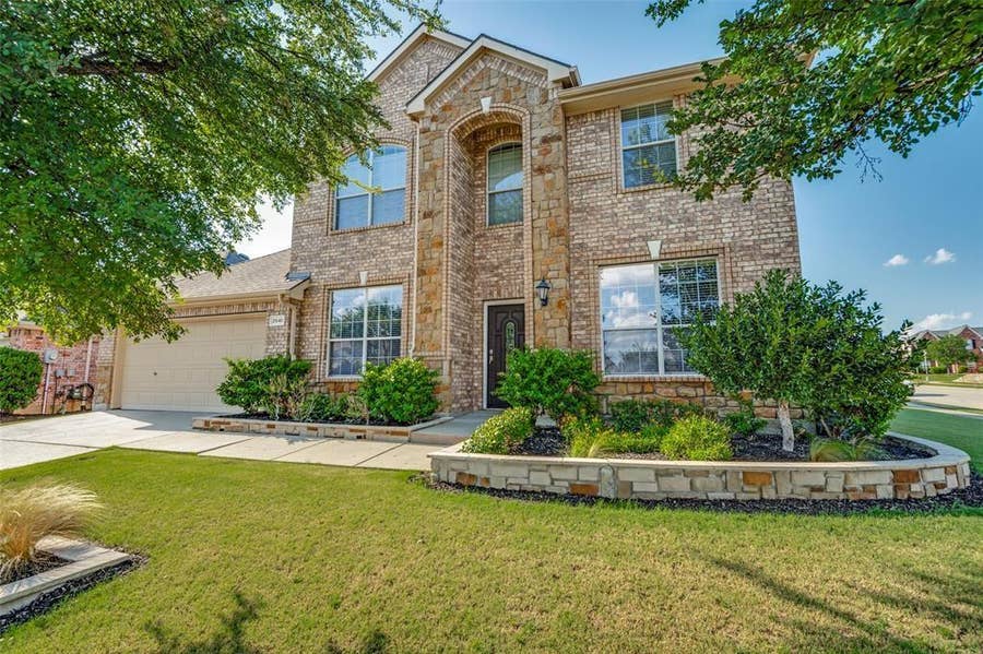 Property photo for 2641 Tradewinds Drive, Little Elm, TX