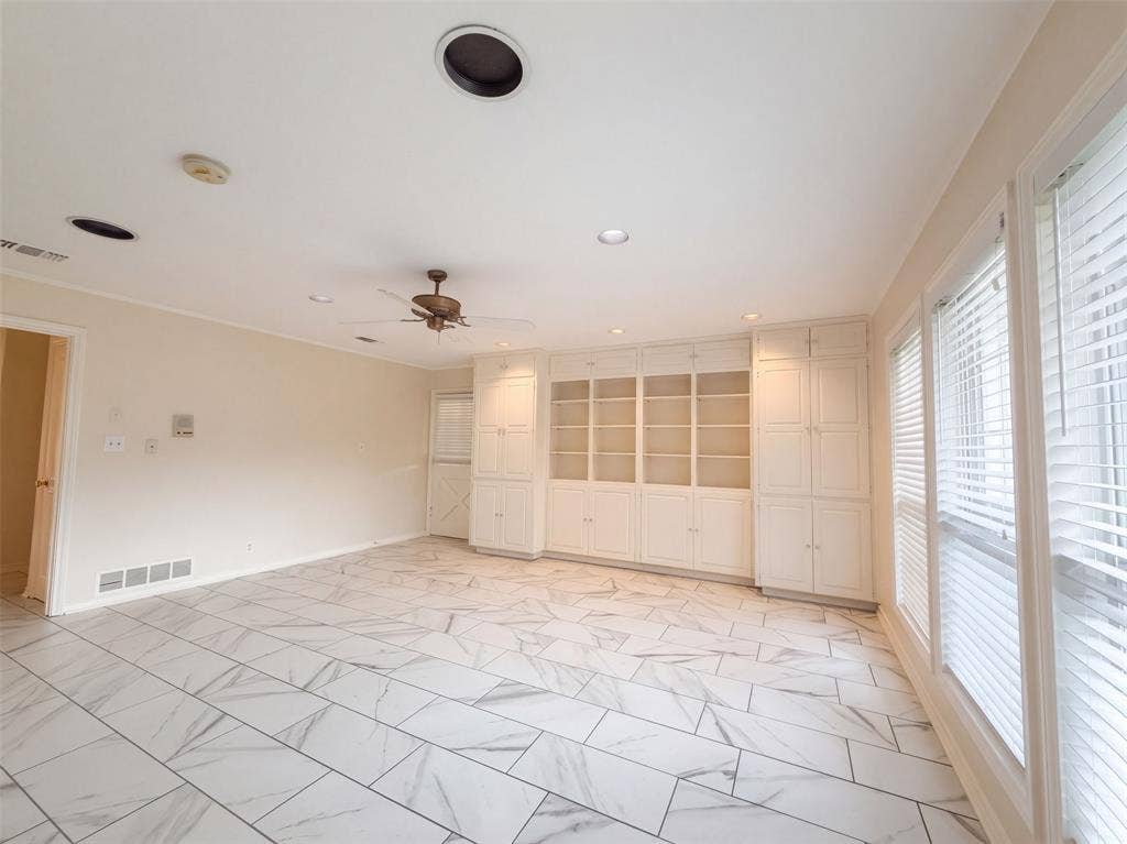 3111 Collard Road, Arlington, TX 76017
