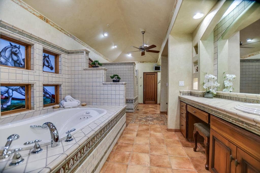 409 Haney Trace, Horseshoe Bay, TX 78657