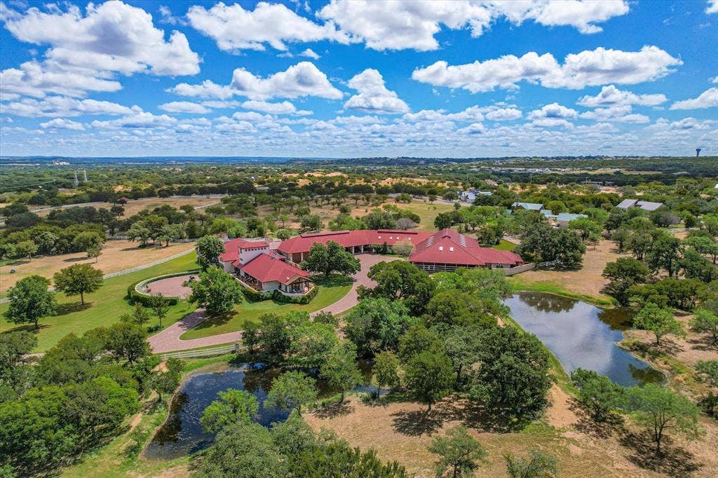 409 Haney Trace, Horseshoe Bay, TX 78657