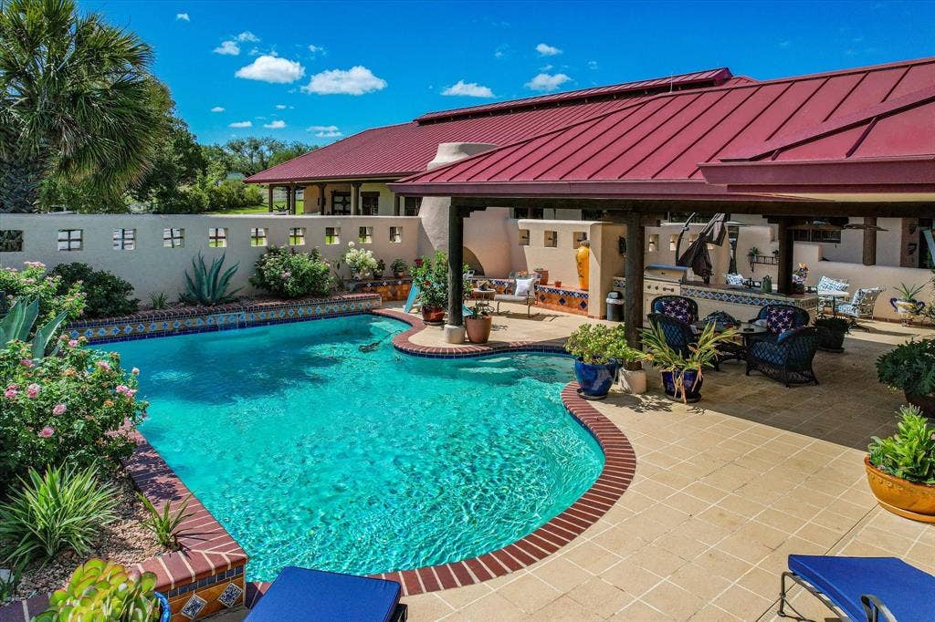 409 Haney Trace, Horseshoe Bay, TX 78657