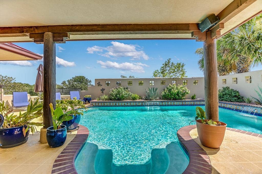 409 Haney Trace, Horseshoe Bay, TX 78657